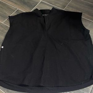 FIGS Rafeala scrub top